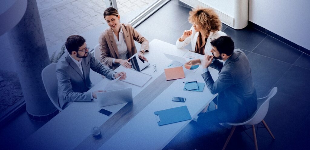 Por que fazer um curso de inglês focado na área financeira? 